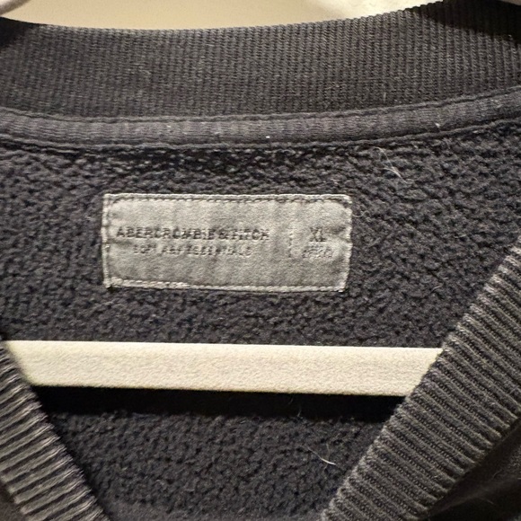 Abercrombie Oversized Crewneck Sweatshirt - Picture 2 of 2